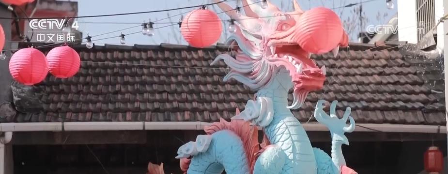 FB體育 FB體育平臺年貨市場“旺”起來 “年貨經(jīng)濟(jì)”呈現(xiàn)新亮點(diǎn)、新趨勢(圖4)