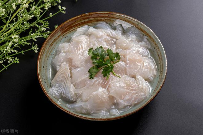 FB體育 FB體育平臺年紀越大越要吃肉？醫(yī)師：適當多吃點！牢記這3點吃肉更健康(圖4)