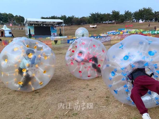 FB體育 FB體育平臺春節假期倒計時！抓緊時間到川南大草原“撒歡”喲(圖4)