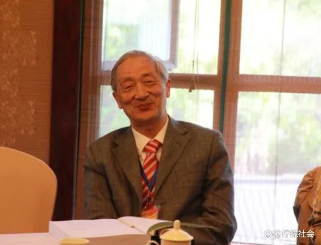 2016年17歲天才少年離高考百天時跳FB體育 FB體育平臺樓遺言：一生已看透兩件事(圖15)