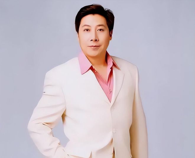 FB體育 FB體育平臺魏金棟：多次上春晚被譽為“新春第一唱”娶圈外妻子恩愛幸福(圖6)