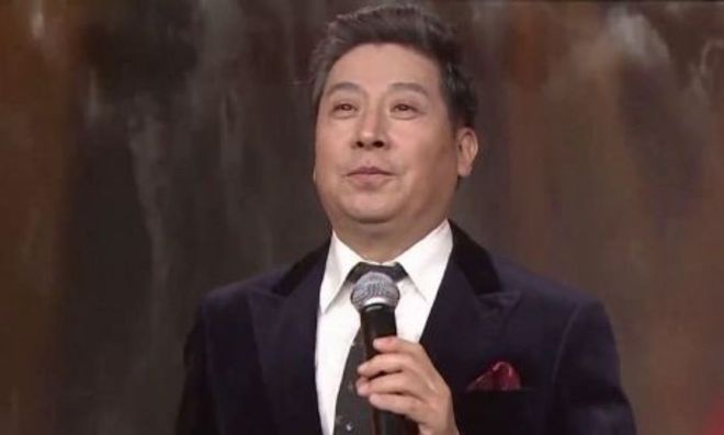 FB體育 FB體育平臺魏金棟：多次上春晚被譽為“新春第一唱”娶圈外妻子恩愛幸福(圖13)