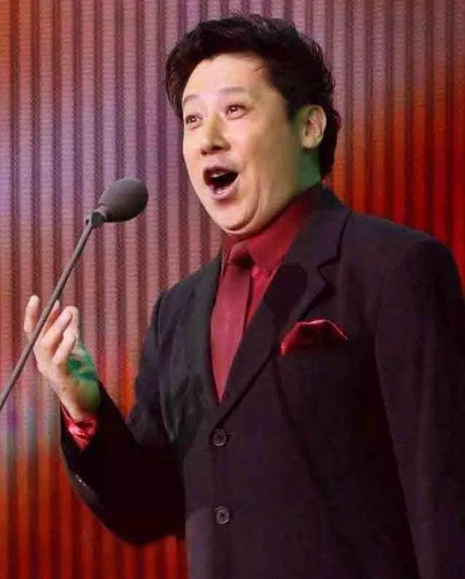 FB體育 FB體育平臺魏金棟：多次上春晚被譽為“新春第一唱”娶圈外妻子恩愛幸福(圖10)
