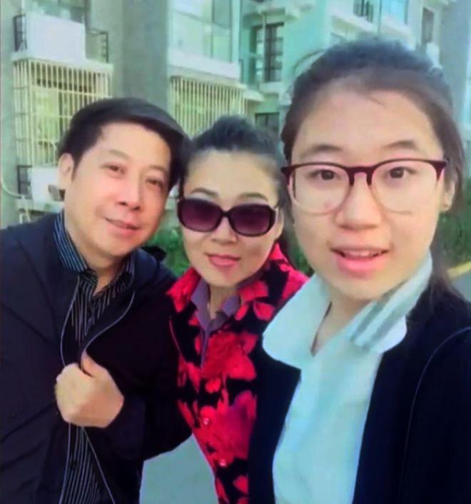 FB體育 FB體育平臺魏金棟：多次上春晚被譽為“新春第一唱”娶圈外妻子恩愛幸福(圖20)