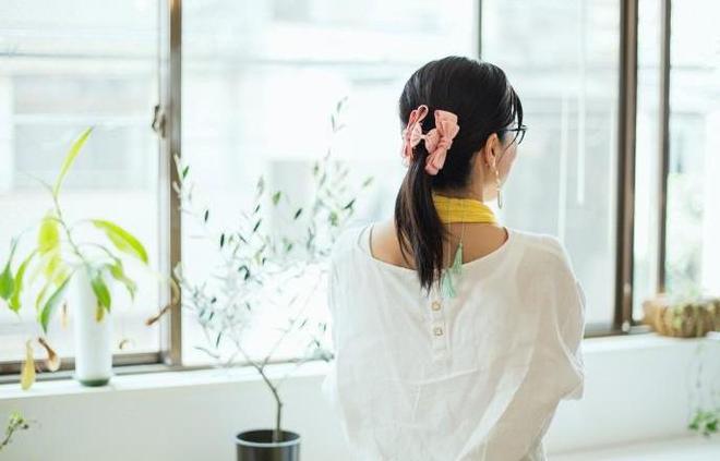 FB體育 FB體育平臺“你媳婦死哪兒去了怎么還沒買年貨”兒子：買不了了離婚了(圖4)