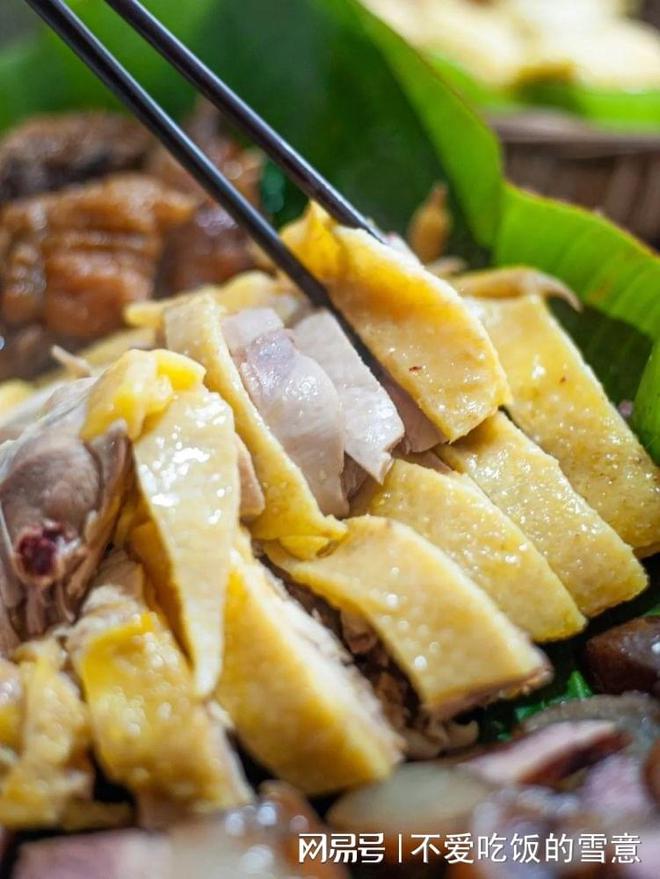 FB體育 FB體育平臺《白切雞：美食的詩意與文化傳承(圖3)
