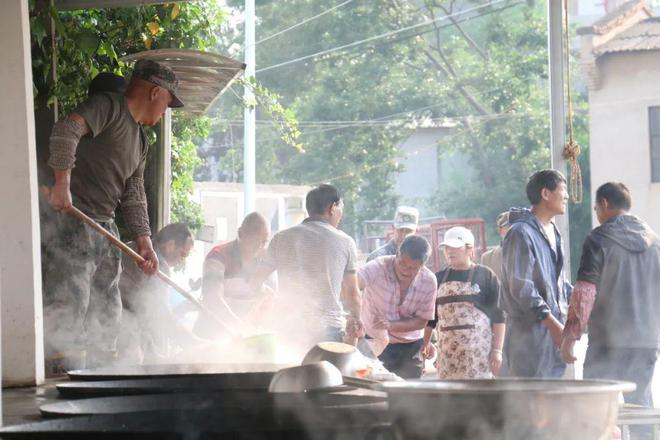 嵩明新春邑：三月三 豬祭FB體育 FB體育平臺龍祈福承民俗(圖5)