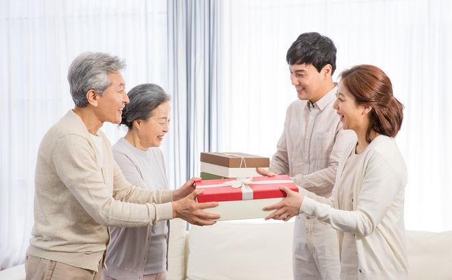 FB體育 FB體育平臺親家隨兒媳來鄉下過節她很高興走時卻囑咐兒子：下次別讓她來了(圖7)