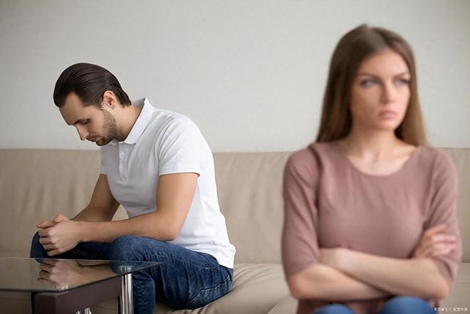 FB體育 FB體育平臺親家隨兒媳來鄉下過節她很高興走時卻囑咐兒子：下次別讓她來了(圖6)