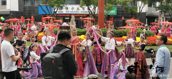 景寧畬族自治縣“三月三”活動(dòng)盛大舉行 沉浸FB體育 FB體育平臺(tái)式民俗展演場(chǎng)面壯觀(圖3)