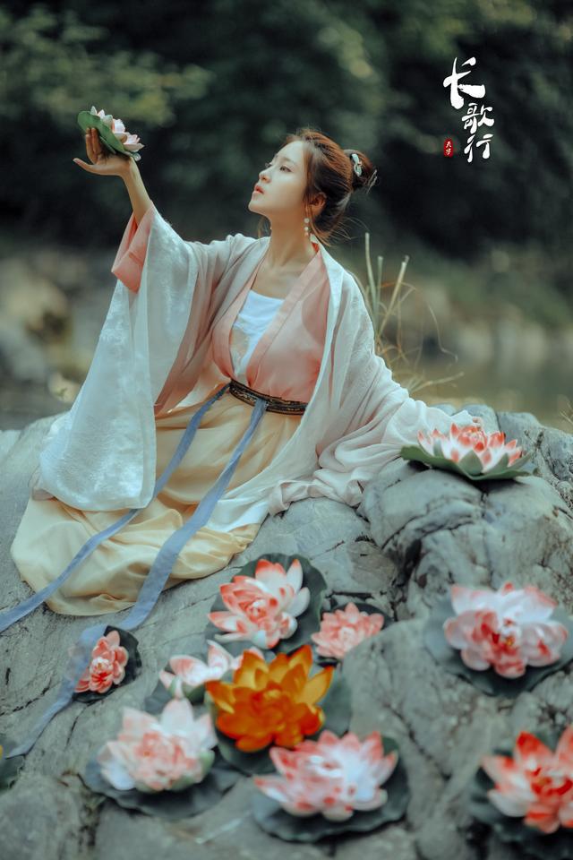 FB體育 FB體育平臺答應兒子讓前夫來家過年前夫一激動把年貨給辦了我一看笑了(圖10)