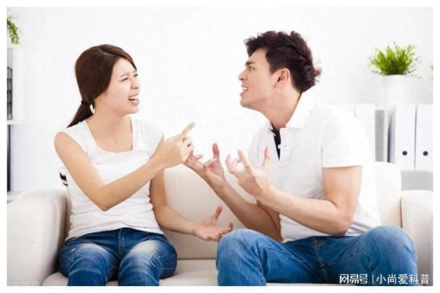 FB體育 FB體育平臺婆婆逼著自己兒媳買年貨最后兒子缺大義滅親最終婆婆追悔莫及(圖2)