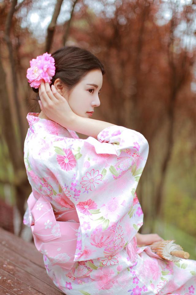 FB體育 FB體育平臺(tái)老兩口過(guò)春節(jié)看著落寞的老公我提前感受到了晚年的孤獨(dú)(圖13)