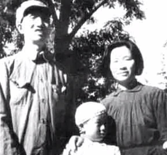 FB體育 FB體育平臺1950年周總理向夫人敬酒20年前那件事太對不起你了(圖14)