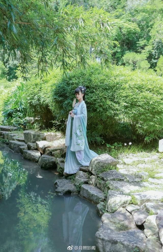 FB體育 FB體育平臺快過年了我讓失業的老公去物流公司當搬運工只為掙點錢買年貨(圖14)