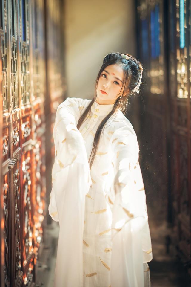 “多買些年貨順便帶著20萬回來”聽完母親安排我FB體育 FB體育平臺退出家庭群！(圖11)