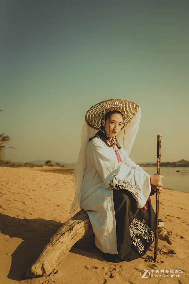 三叔四叔把年貨吃了FB體育 FB體育平臺個溜光八十歲奶奶拍大腿得！你二嫂享福了(圖11)